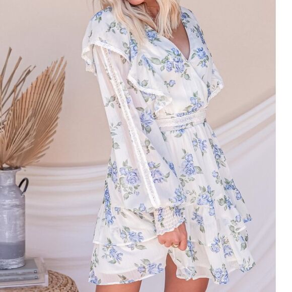 ✨2xHP✨Marlowe Blue Flower Ruffle Dress✨ - Picture 7 of 8